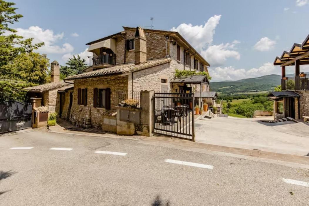 Agriturismo Il Castello Assisi Exteriör bild